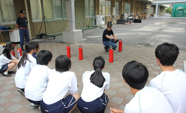 060918 高１防災訓練 (12).JPG